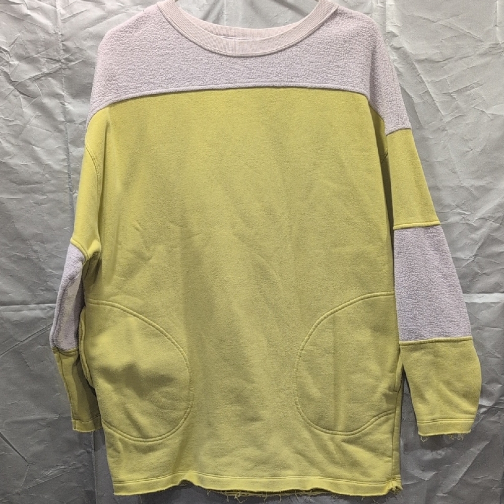 Free People Cream and Gray Textured Sweatshirt